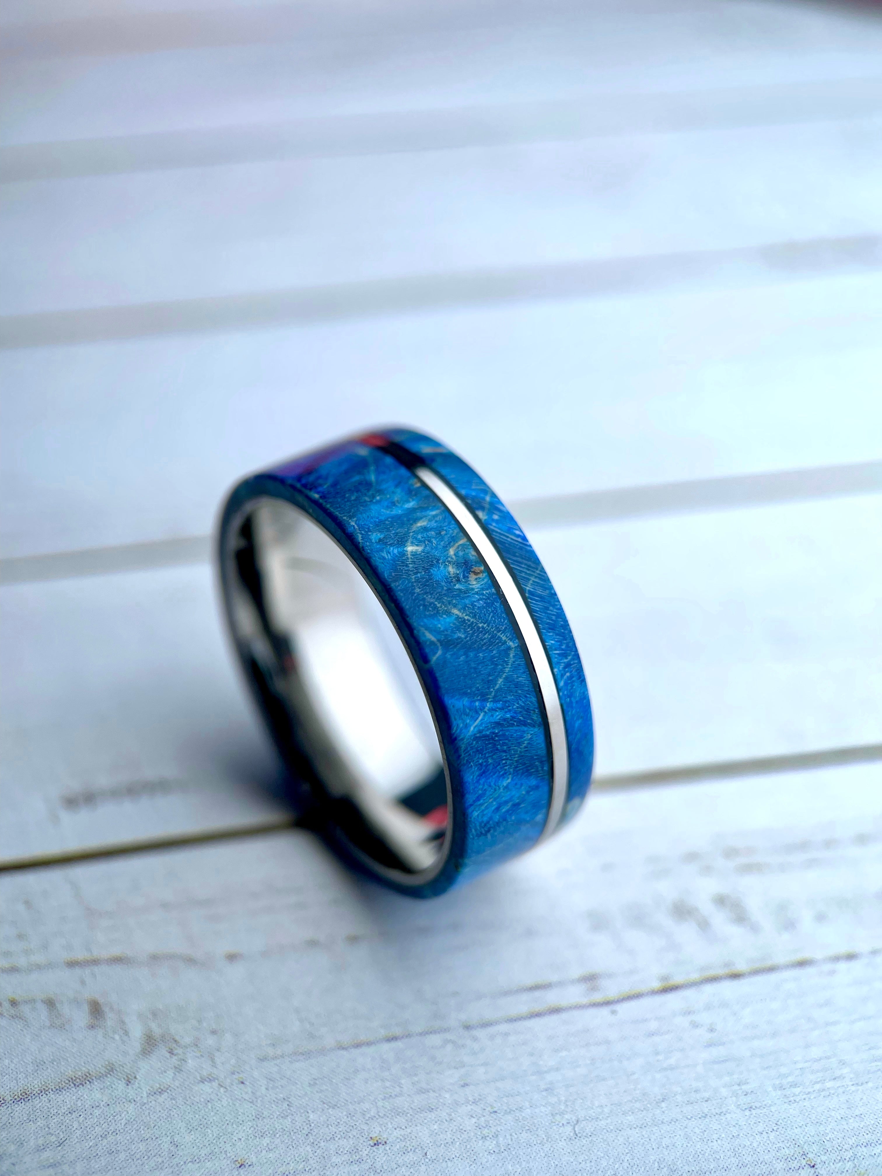 The Lynx: Titanium and Purple Wood Ring