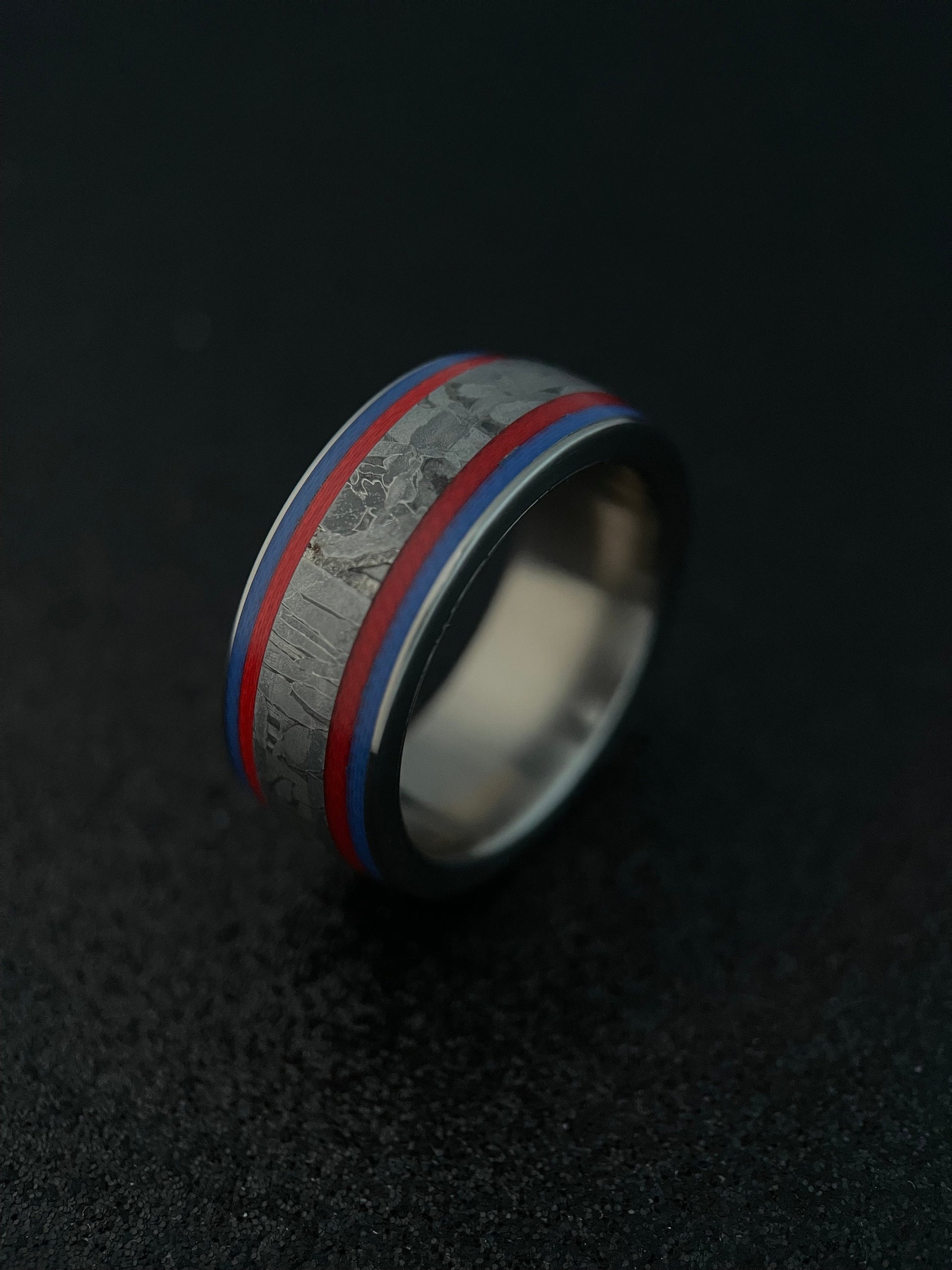 The Sirius | Titanium & Muonionalusta Meteorite Ring Regalia Rings