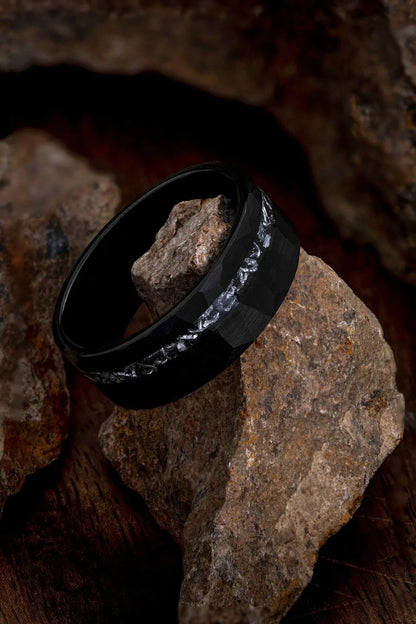 The Dionysus : Black Tungsten and Meteorite Elegance