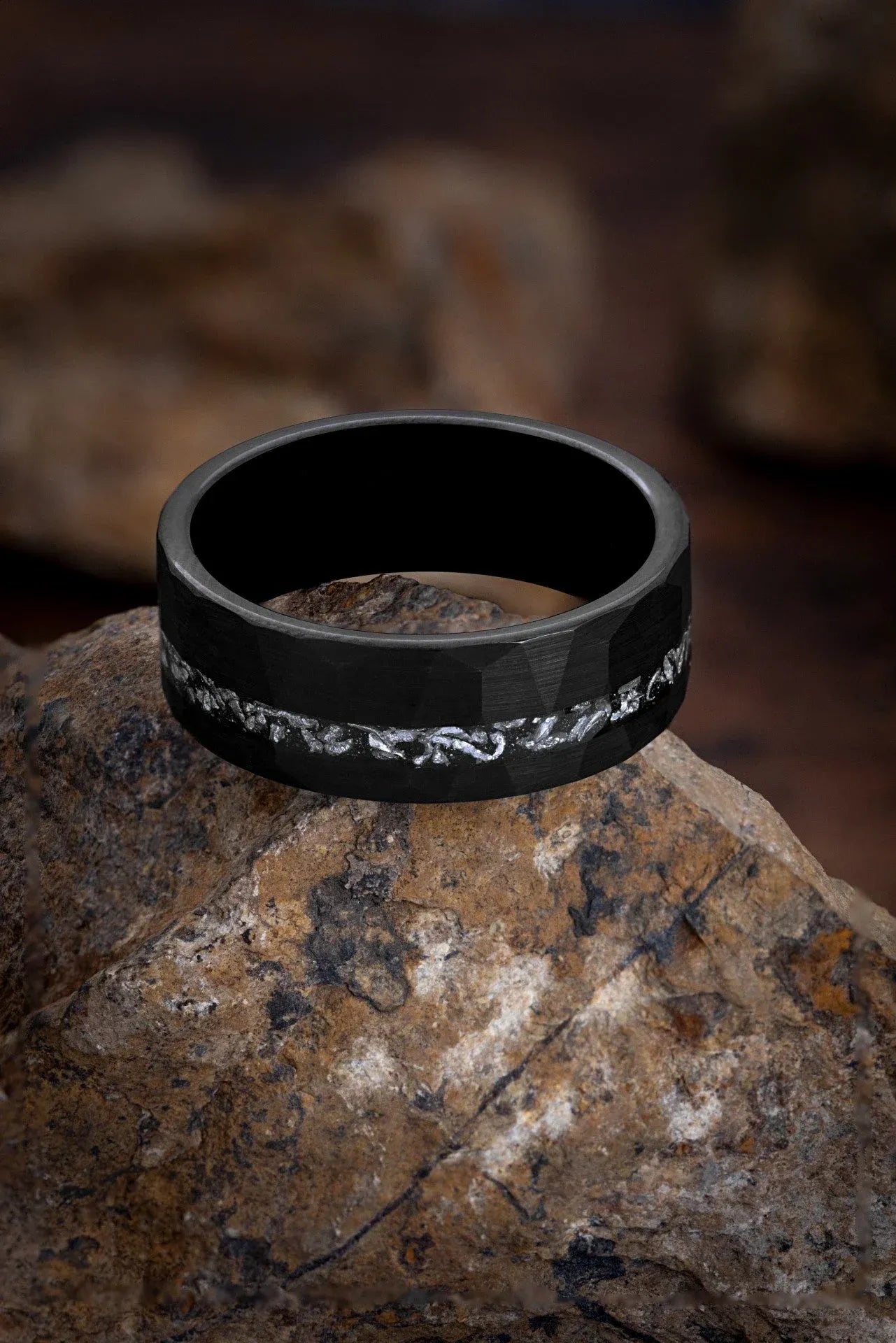 The Dionysus : Black Tungsten and Meteorite Elegance