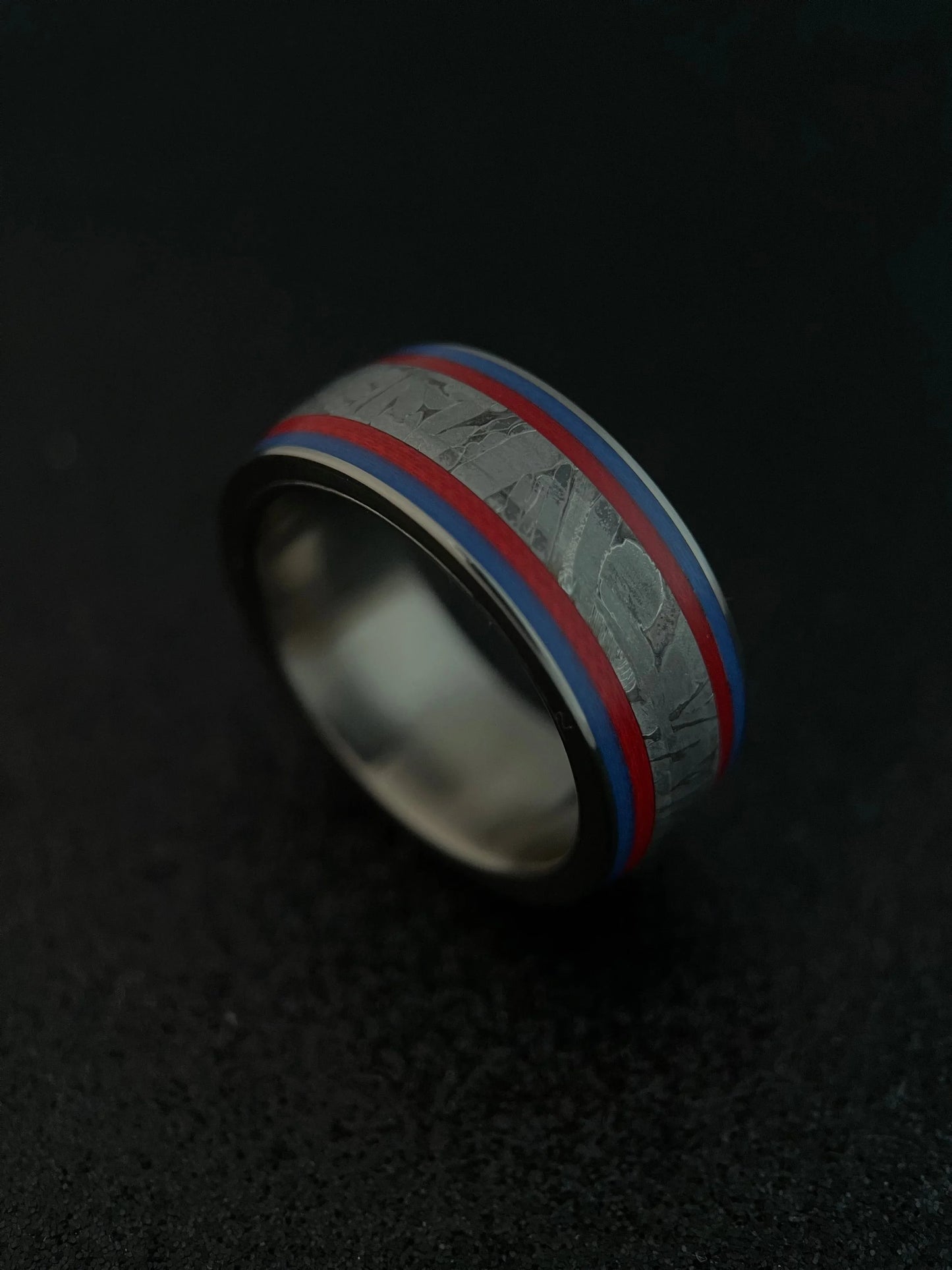 The Sirius | Titanium & Muonionalusta Meteorite Ring